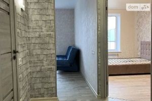 Продается 1-комнатная квартира 46 кв. м в Днепре