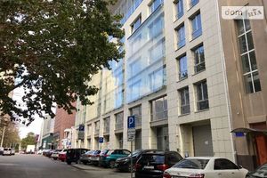Продается торгово-офисный центр 119 кв. м в 8-этажном здании