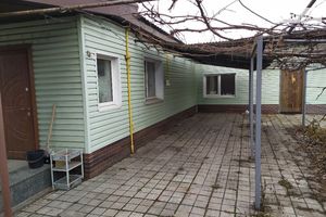 Продається одноповерховий будинок 100 кв. м з мансардою
