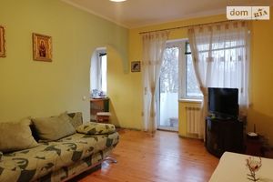 Продается 3-комнатная квартира 49.8 кв. м в Тернополе