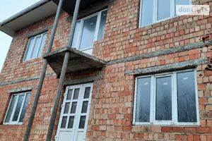 Продается дом на 2 этажа 182 кв. м с верандой