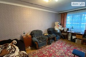 Продається 1-кімнатна квартира 30 кв. м у Дніпрі
