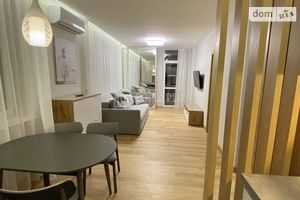 Продается 1-комнатная квартира 57 кв. м в Киеве