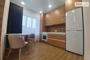 Продається 2-кімнатна квартира 43 кв. м у Дніпрі
