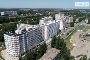 Продается 3-комнатная квартира 105.5 кв. м в Чернигове