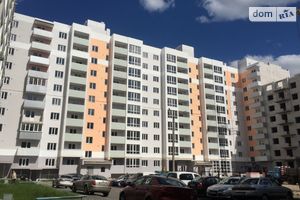 Продается 5-комнатная квартира 156.5 кв. м в Чернигове