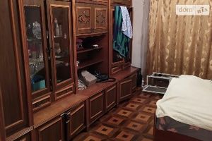 Здається в оренду кімната 58 кв. м у Рівному
