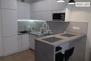 Сдается в аренду 1-комнатная квартира 44 кв. м в Киеве