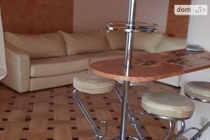 Продается 5-комнатная квартира 140 кв. м в Тернополе