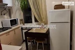 Здається в оренду 1-кімнатна квартира 32 кв. м у Києві