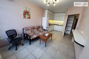 Сдается в аренду 1-комнатная квартира 45 кв. м в Киеве