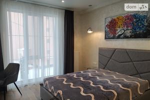 Продается 1-комнатная квартира 43 кв. м в Киеве