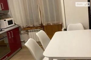 Продается 3-комнатная квартира 68 кв. м в Черкассах