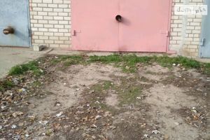 Продается бокс в гаражном комплексе универсальный на 36 кв. м