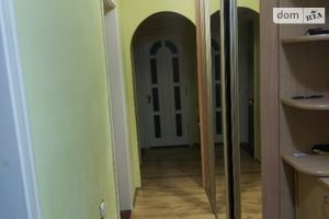 Продается 3-комнатная квартира 61 кв. м в Жидачове_