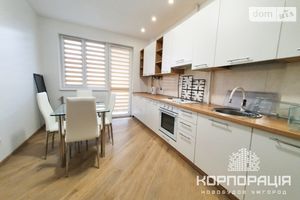 Сдается в аренду 1-комнатная квартира 41 кв. м в Ужгороде