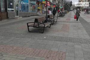 Сдается в аренду нежилое помещение в жилом доме 50 кв. м в 5-этажном здании