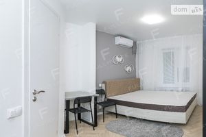 Сдается в аренду 1-комнатная квартира 19 кв. м в Киеве