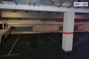 Продается подземный паркинг под легковое авто на 48 кв. м