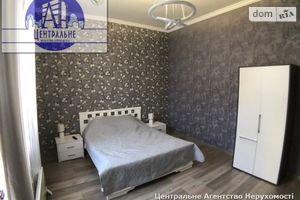 Сдается в аренду 1-комнатная квартира 45 кв. м в Черновцах