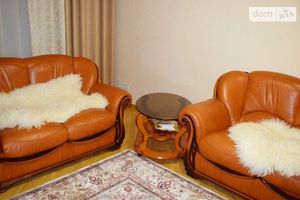 Продается 3-комнатная квартира 64 кв. м в Гайсине