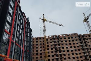 Продається 3-кімнатна квартира 120.63 кв. м у Хмельницькому