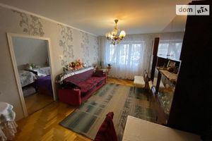 Продается 5-комнатная квартира 98 кв. м в Тернополе