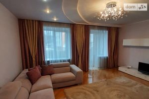 Продается часть дома 250 кв. м с мебелью