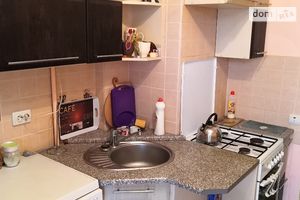 Продается 1-комнатная квартира 42 кв. м в Ивано-Франковске