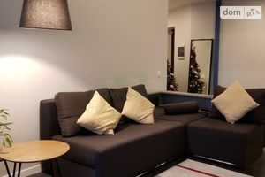 Продається 3-кімнатна квартира 75 кв. м у Ірпені