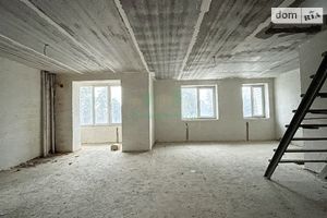 Продается 3-комнатная квартира 122 кв. м в Ирпене