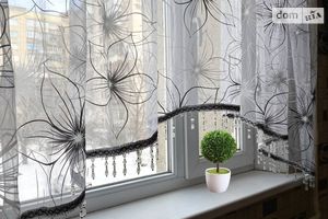 Продается 3-комнатная квартира 62 кв. м в Хмельницком