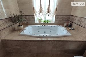 Продается 6-комнатная квартира 207 кв. м в Виннице