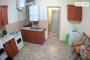 Сдается в оренду частина будинку 60 кв. м з подвалом