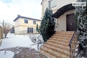 Продается дом на 2 этажа 180 кв. м с участком