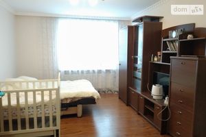 Здається в оренду кімната 45 кв. м у Тернополі