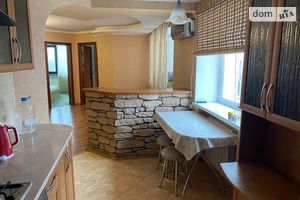 Сдается в аренду 3-комнатная квартира 65 кв. м в Житомире