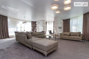Продается 5-комнатная квартира 215 кв. м в Киеве