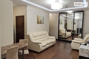 Продается 3-комнатная квартира 56.4 кв. м в Киеве