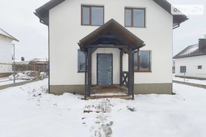 Продается дом на 2 этажа 130 кв. м с балконом