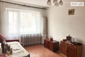 Продається 2-кімнатна квартира 47.6 кв. м у Рівному