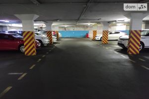 Продається місце на стоянці під легкове авто на 25 кв. м