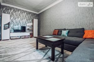 Продається 2-кімнатна квартира 70.1 кв. м у Рубіжному