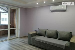 Продается 3-комнатная квартира 86 кв. м в Тернополе