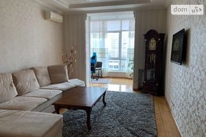 Продается 2-комнатная квартира 80 кв. м в Одессе