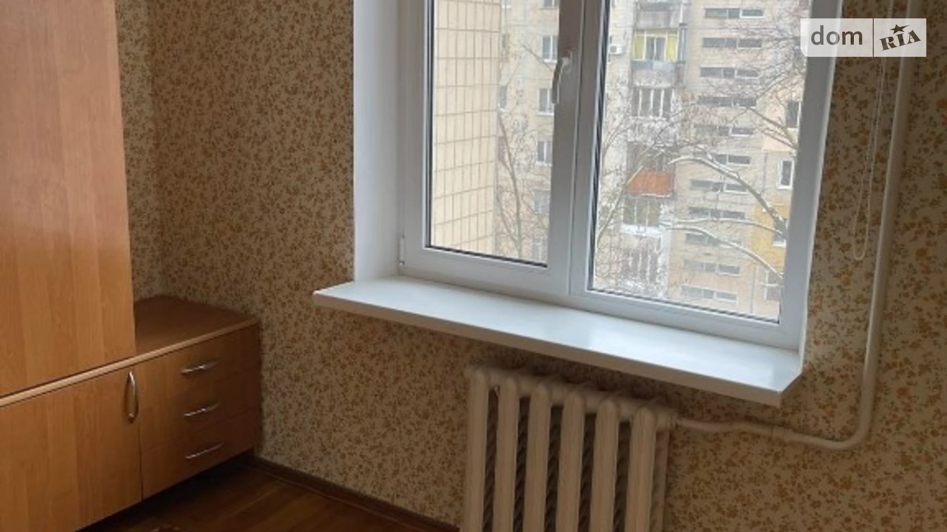 Продается 3-комнатная квартира 65 кв. м в Одессе, ул. Ильфа и Петрова, 13