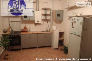 Сдается в аренду 2-комнатная квартира 74 кв. м в Черновцах