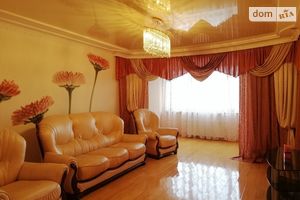 Продается 5-комнатная квартира 132 кв. м в Тернополе