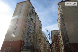 Продается 2-комнатная квартира 61 кв. м в Одессе