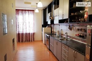 Продається 2-кімнатна квартира 79 кв. м у Хмельницькому